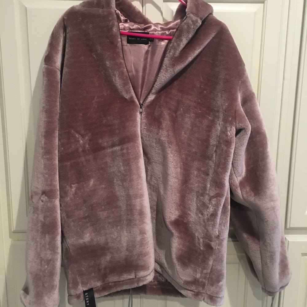Story of Lola Oversized Hoodie (XS/S)
